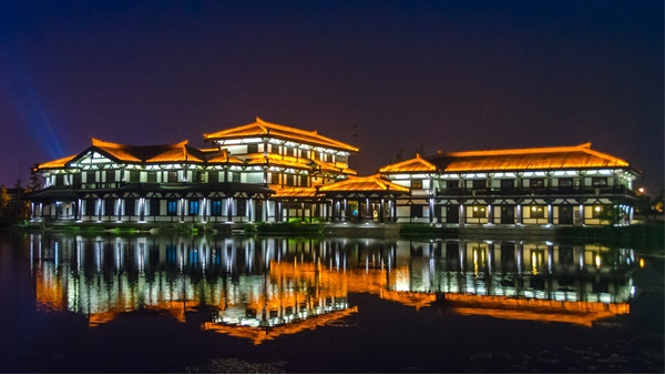 古城景觀夜景亮化為景區(qū)畫(huà)龍點(diǎn)睛之筆