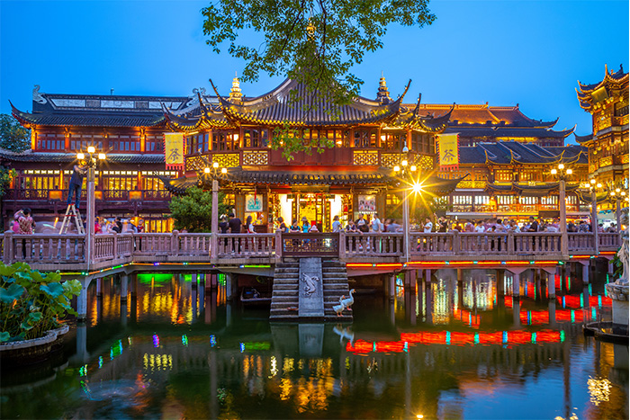 景區(qū)不做亮化，吸引力不再，快行動(dòng)！