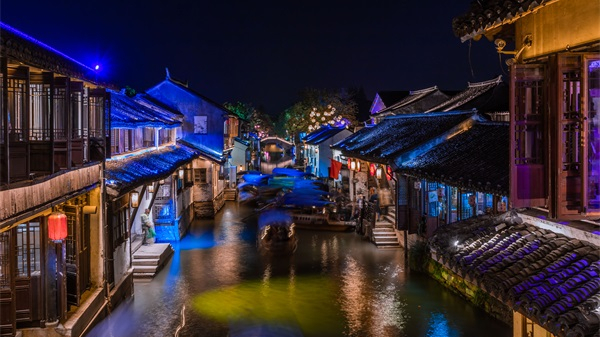 燈光如何設(shè)計(jì)才能打造獨(dú)具特色的旅游景點(diǎn)？