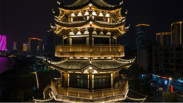 建筑泛光照明工程如何選擇適當(dāng)?shù)谋憩F(xiàn)手法？