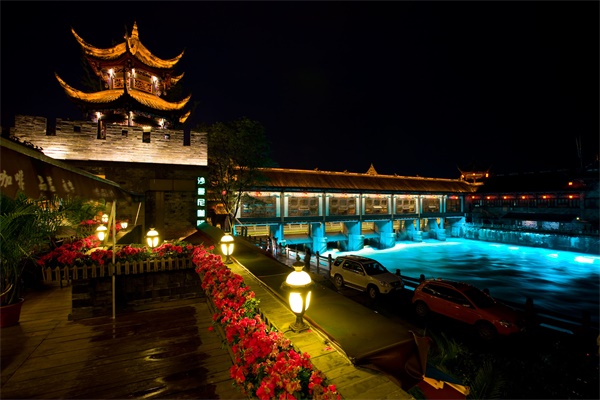 景觀燈光照明設(shè)計(jì)要從哪些方面呈現(xiàn)？