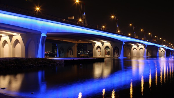 城市夜景亮化設(shè)計創(chuàng)造舒適的夜晚光環(huán)境
