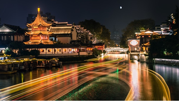 景觀燈光照明設(shè)計中如何達到節(jié)能效果？